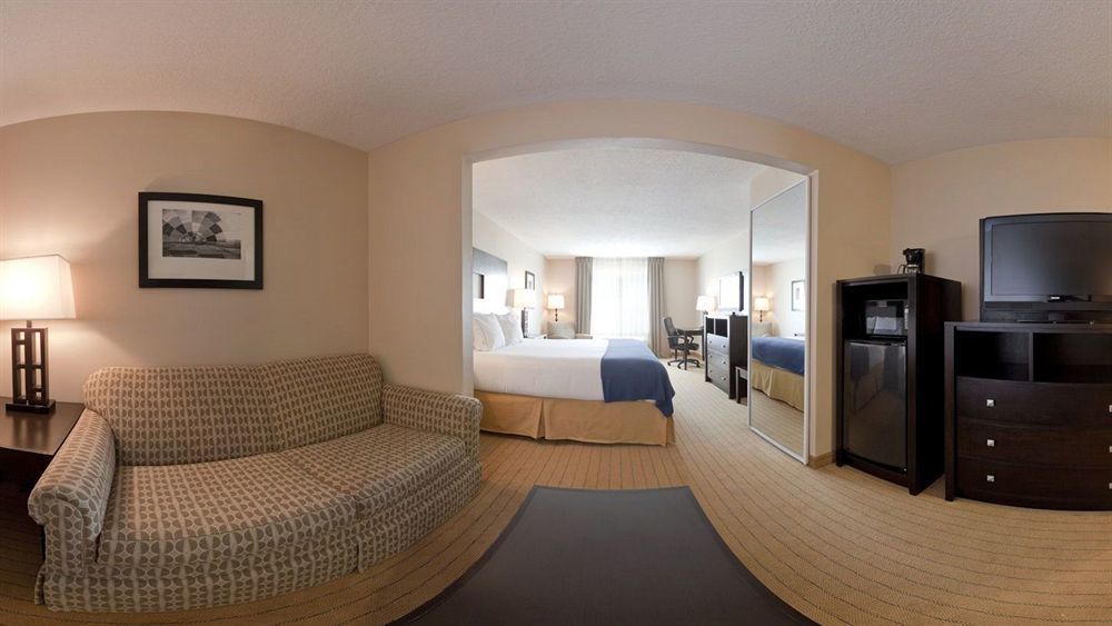 Holiday Inn Express Hotel & Suites Albuquerque Airport By Ihg מראה חיצוני תמונה